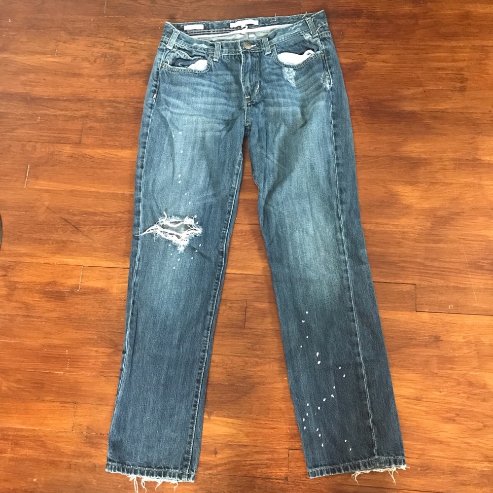 Distressed Vigoss Studio boyfriend jeans